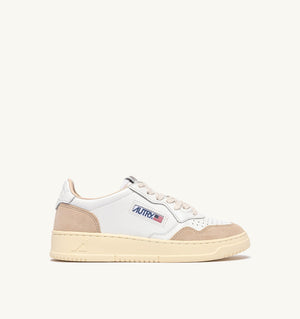 AUTRY Medalist low top leather sneakers