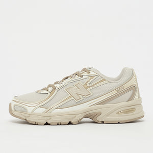 NEW BALANCE U740