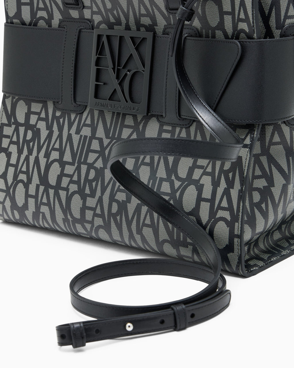 942689 3F742/00850 ARMANI EXCHANGE