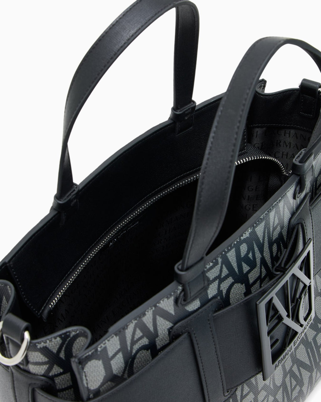 942689 3F742/00850 ARMANI EXCHANGE