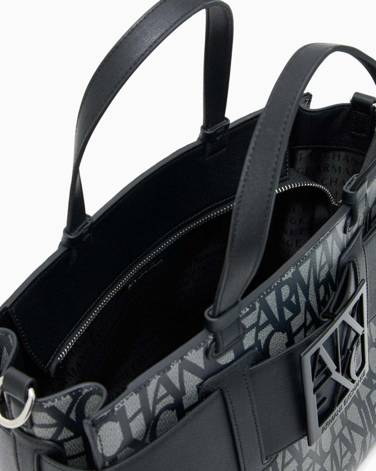 942689 3F742/00850 ARMANI EXCHANGE