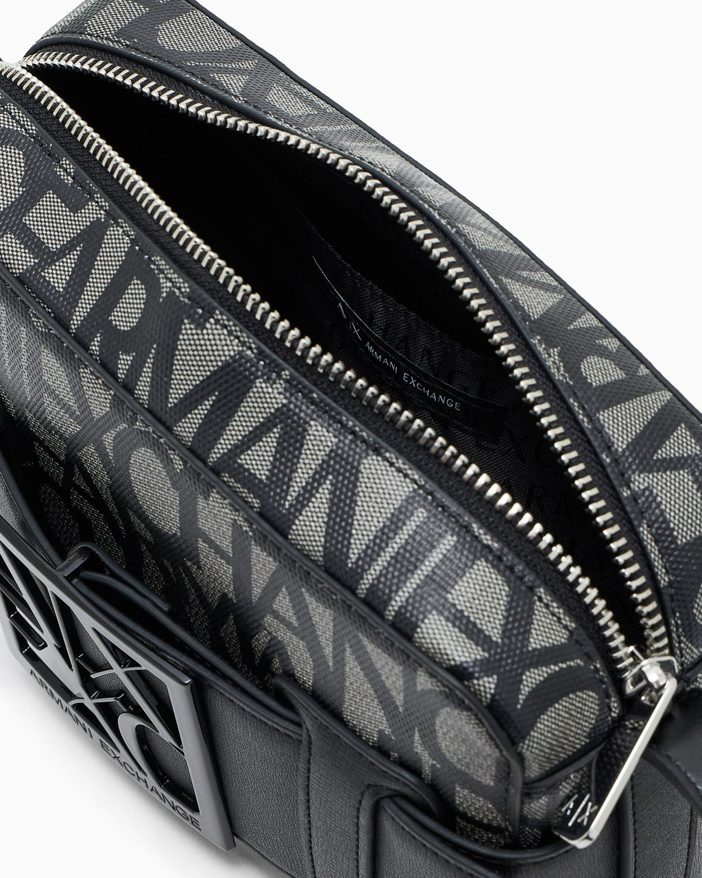 942699 3F742/00850 ARMANI EXCHANGE