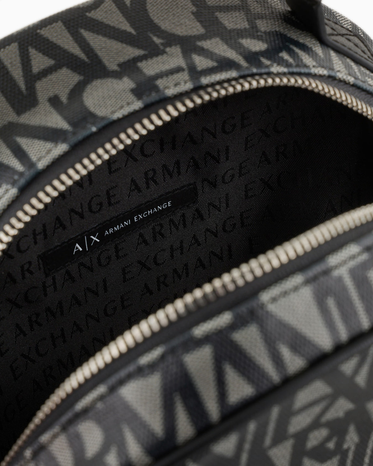 949153 3F742/00850 ARMANI EXCHANGE