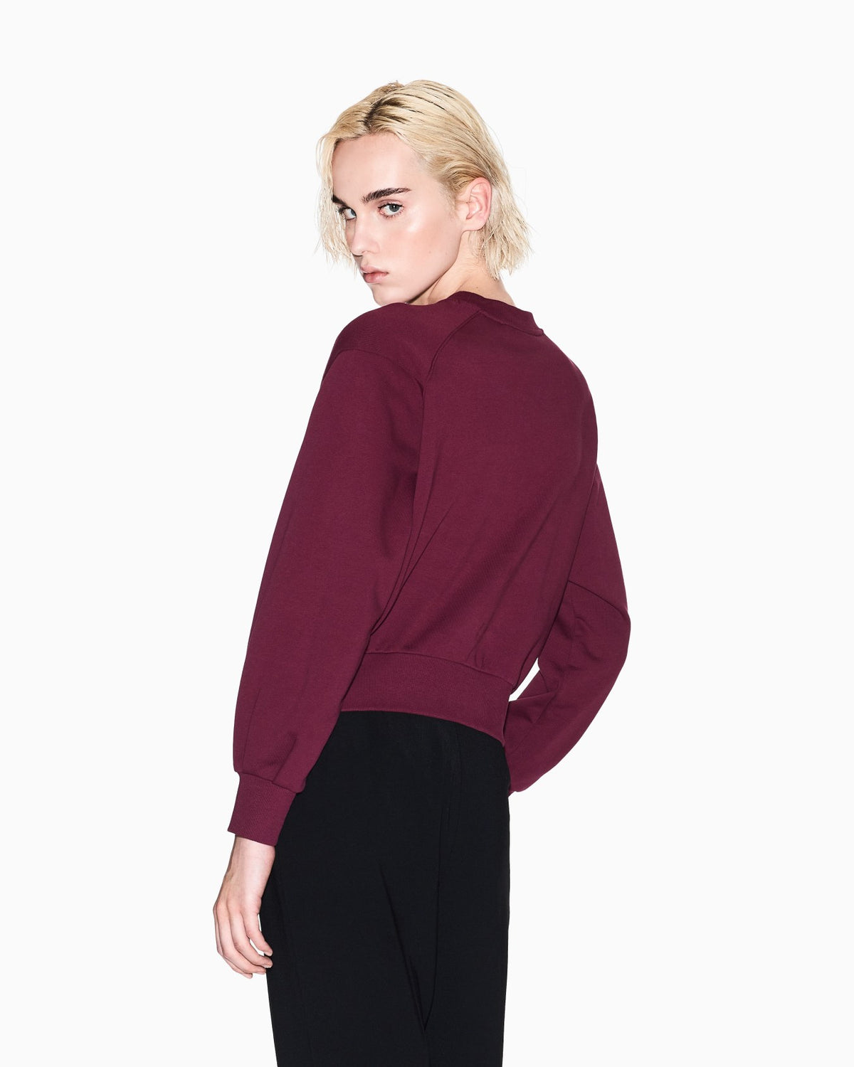 XW000747 AF16114/UA343 ARMANI EXCHANGE