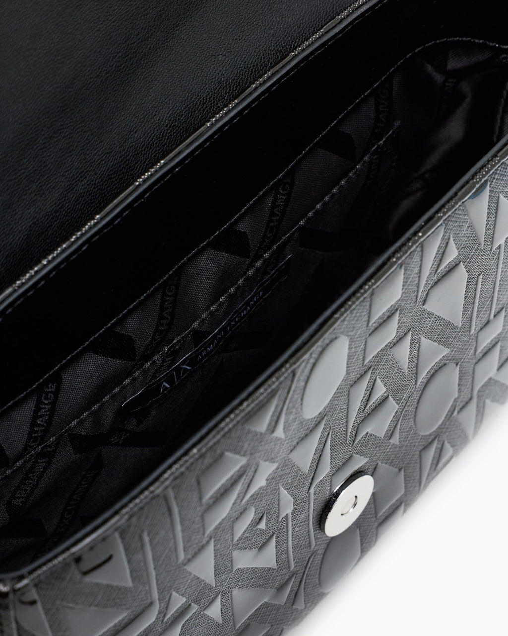 XW001577 AF17290/UC001 ARMANI EXCHANGE