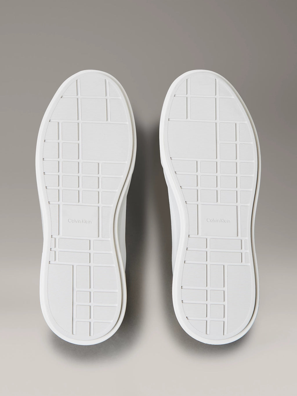 YW0YW01947/0IC CALVIN KLEIN