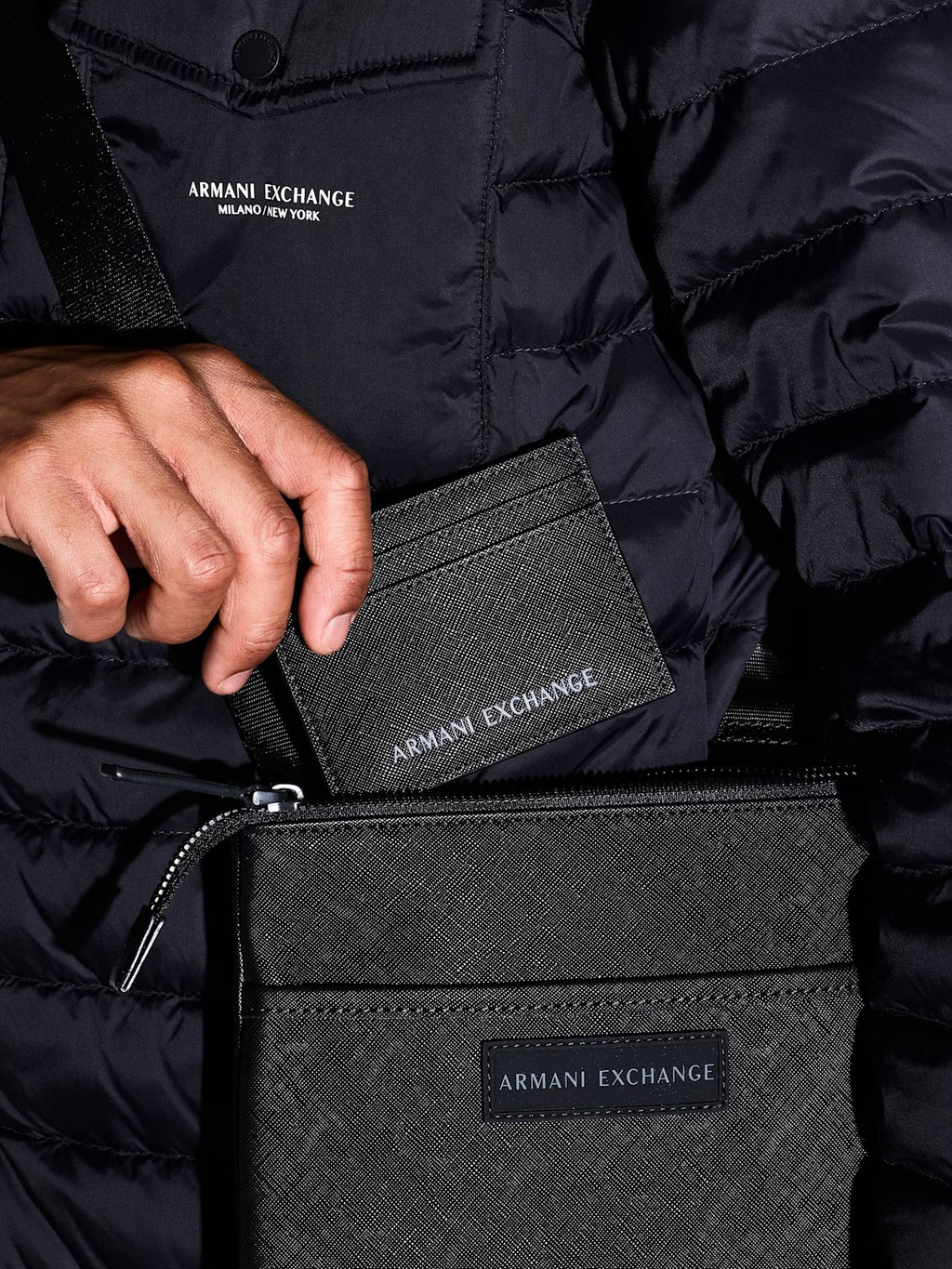 XM000169 AF26659/MC043 ARMANI EXCHANGE