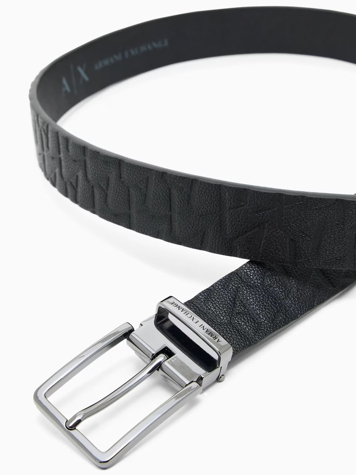 XM000677 AF12133/UC001 ARMANI EXCHANGE