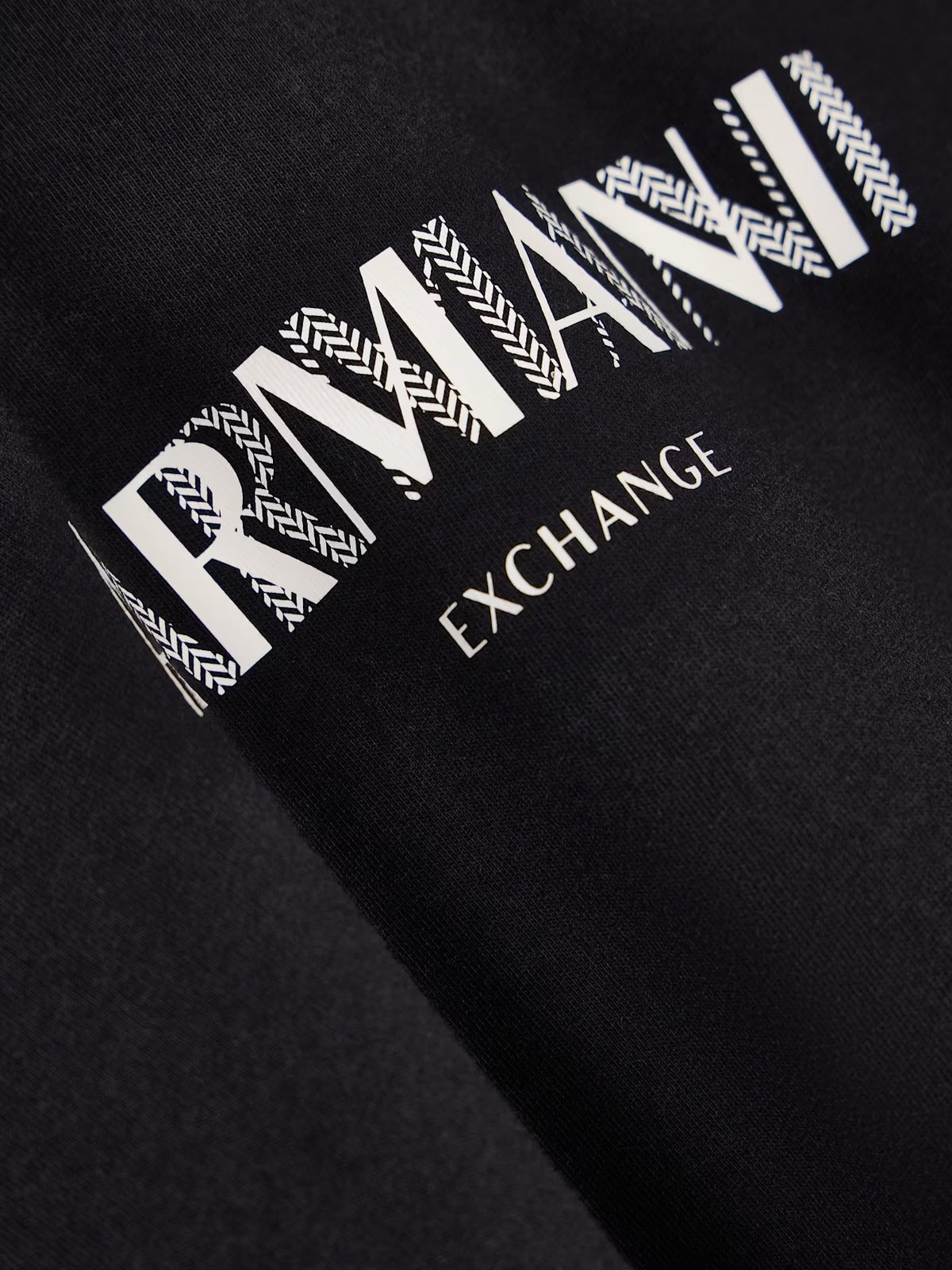 XW002776 AF10356/UC001 ARMANI EXCHANGE