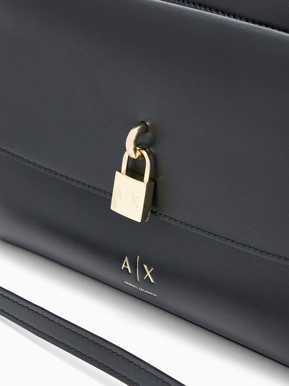XW003056 AF28605/UC001 ARMANI EXCHANGE