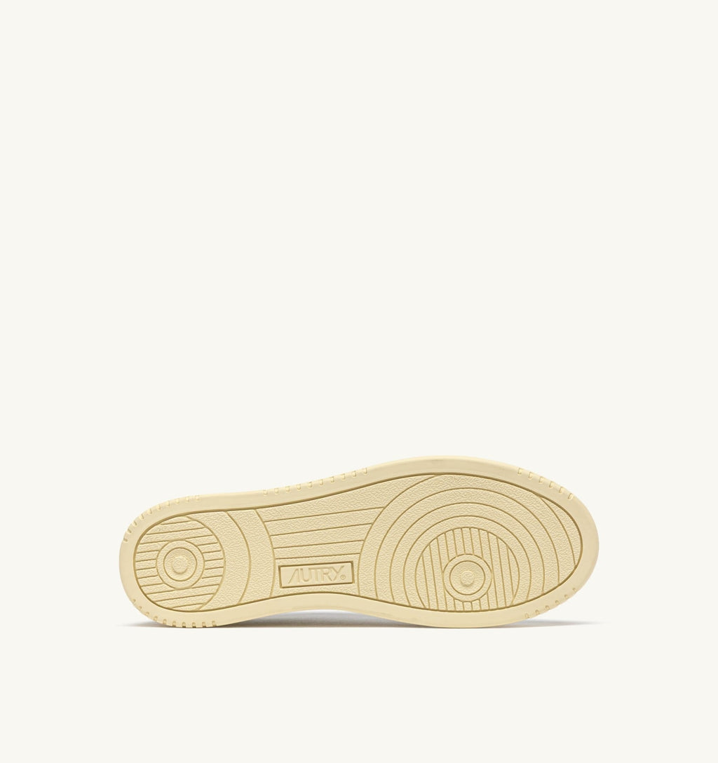 MEDALIST LOW MAN 