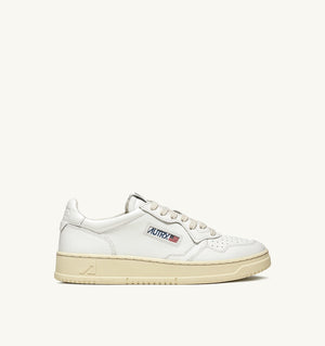 AUTRY Medalist low leather sneakers