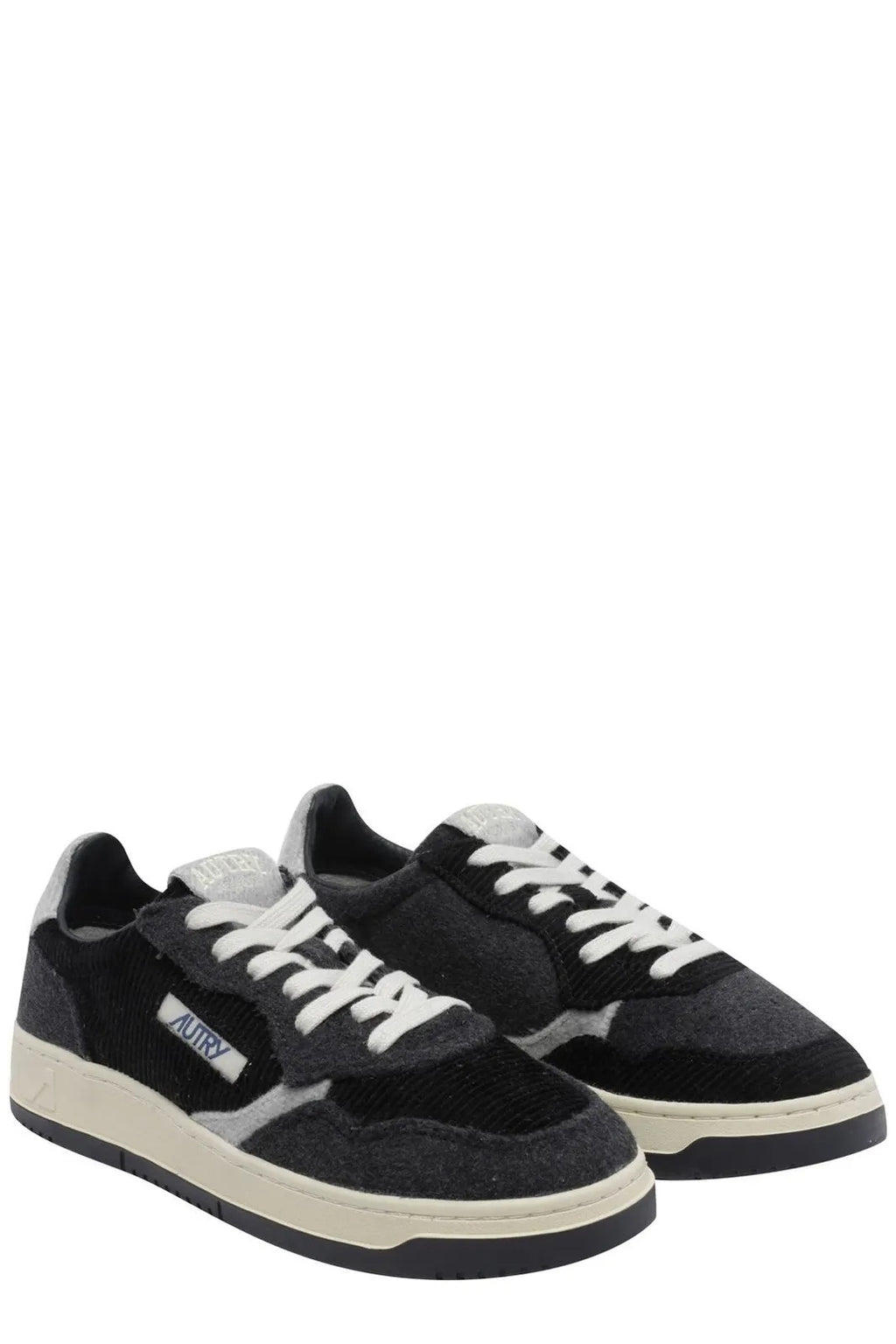 MEDALIST LOW SNEAKERS 