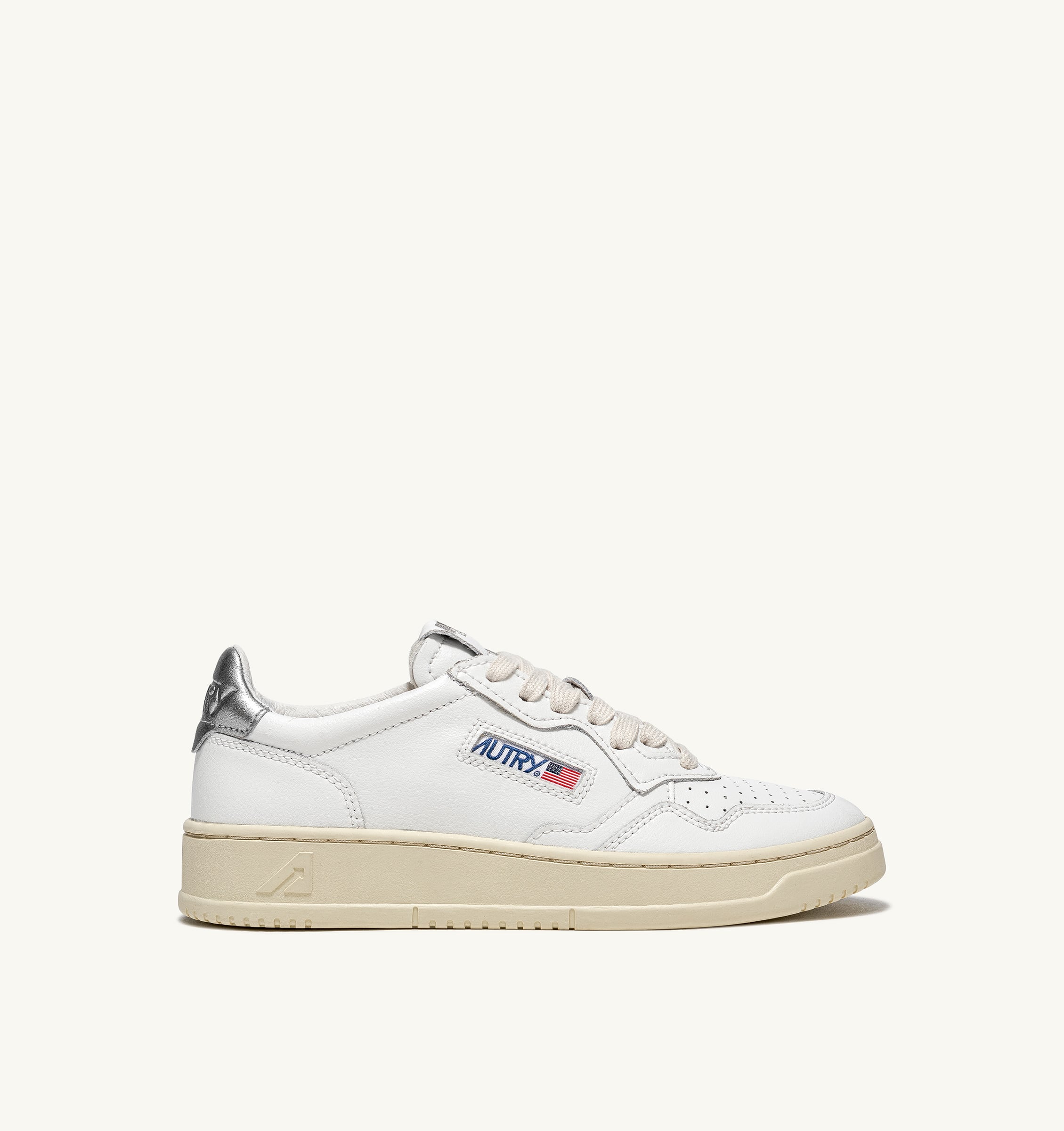 Medalist low top leather sneakers 