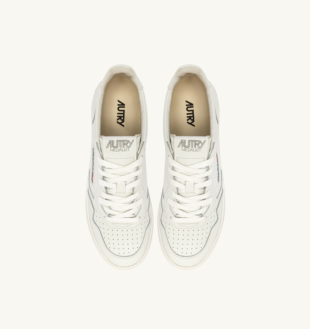 MEDALIST LOW SNEAKERS 