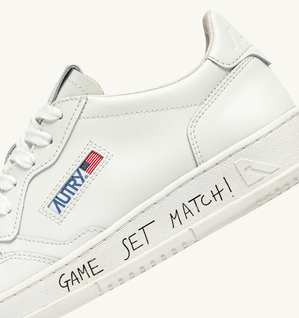 MEDALIST LOW SNEAKERS 