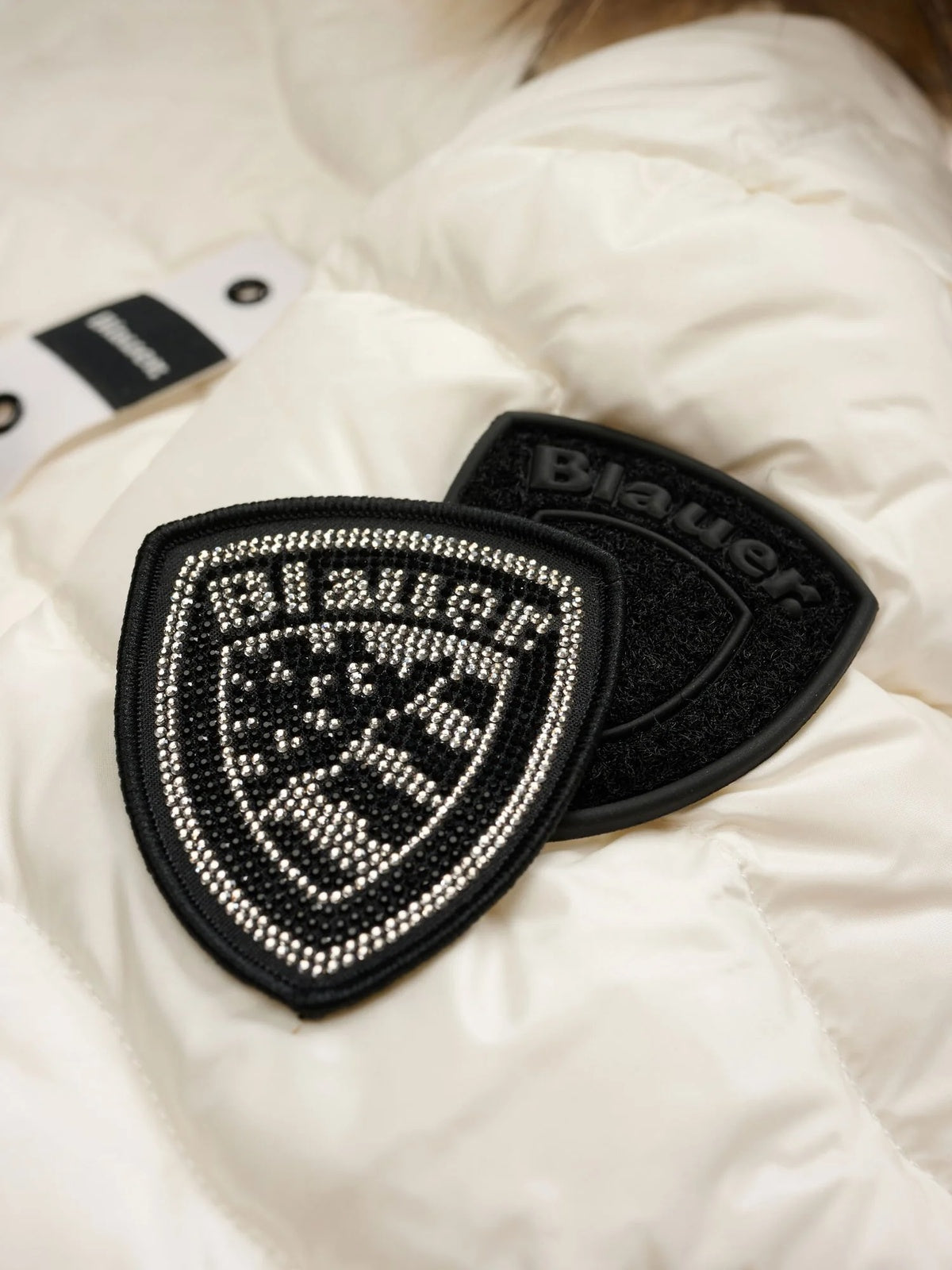 26WBLDC03034 006047/100BI BLAUER