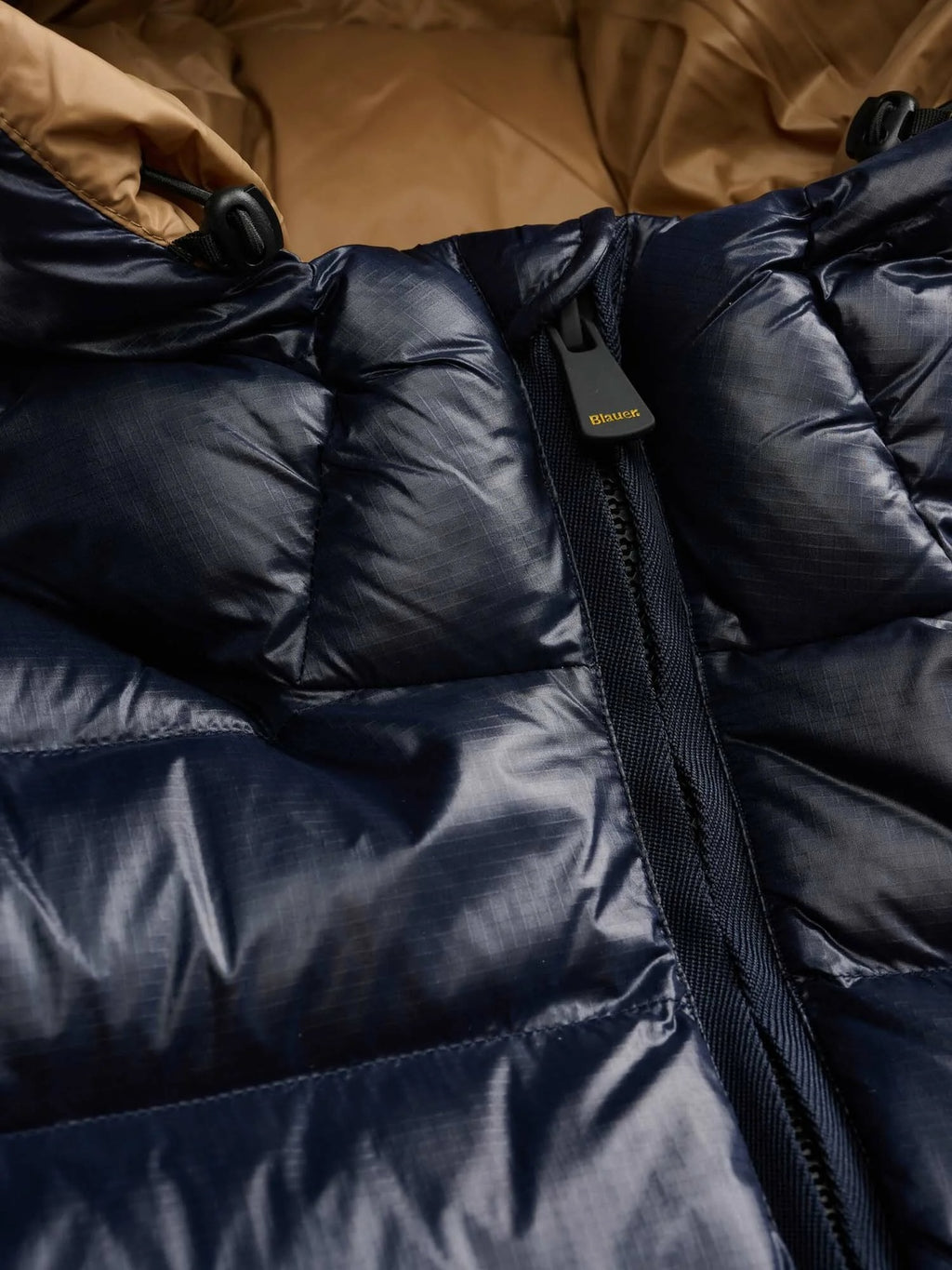 26WBLUC02054 005958/888TB BLAUER