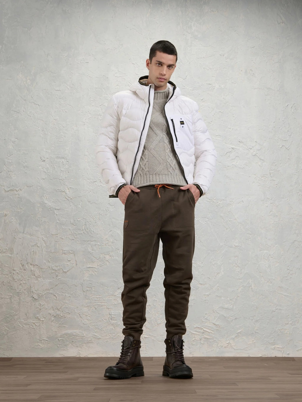 26WBLUC03064 006355/100 BLAUER