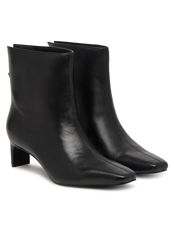 FLTSIRLEA10/BLACK GUESS