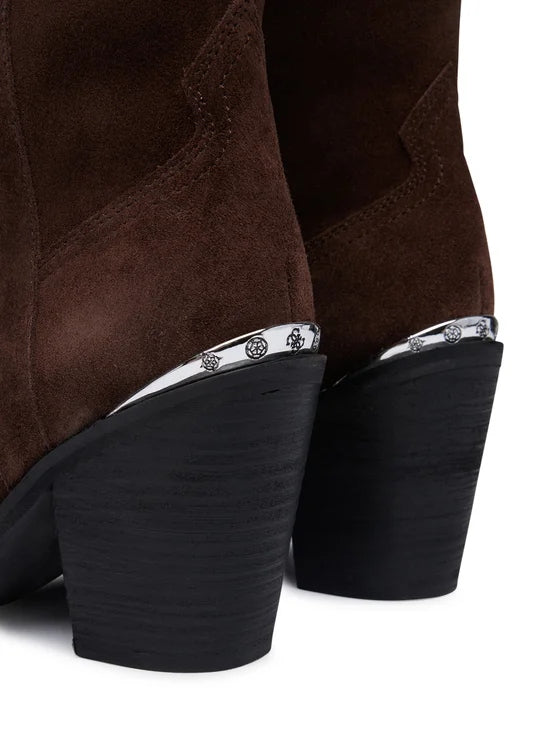 FLTSN2SUE11/BROWN GUESS