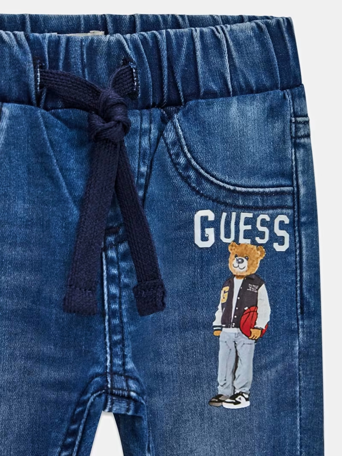 I6YA01D1270/USYE GUESS