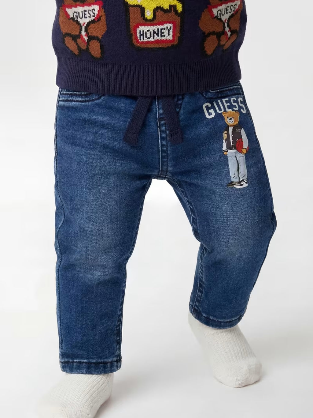 I6YA01D1270/USYE GUESS