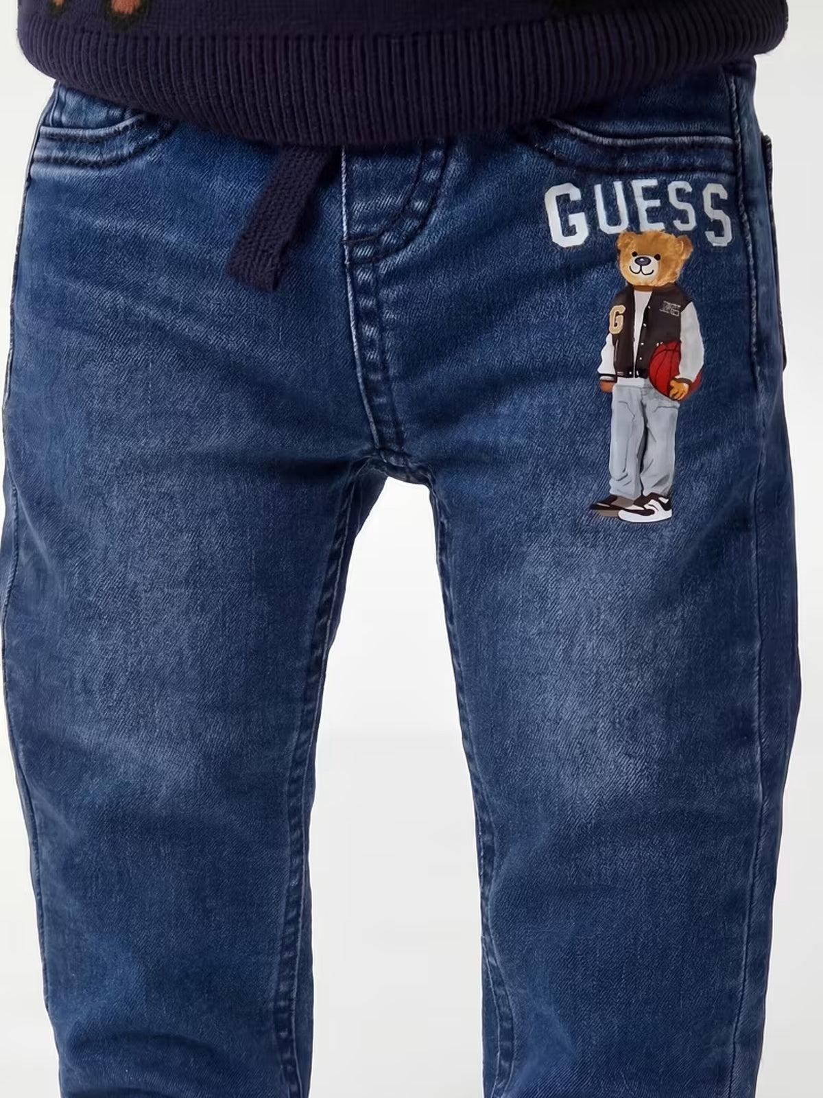 I6YA01D1270/USYE GUESS