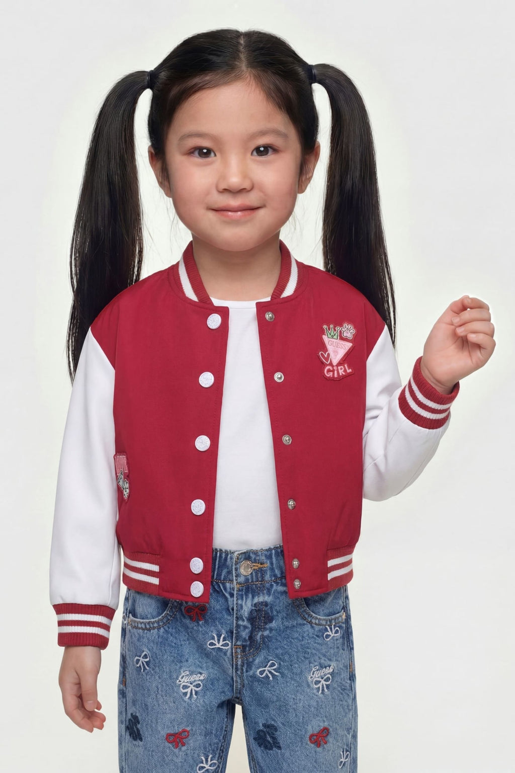 K6YL03W2586/G6M6 GUESS