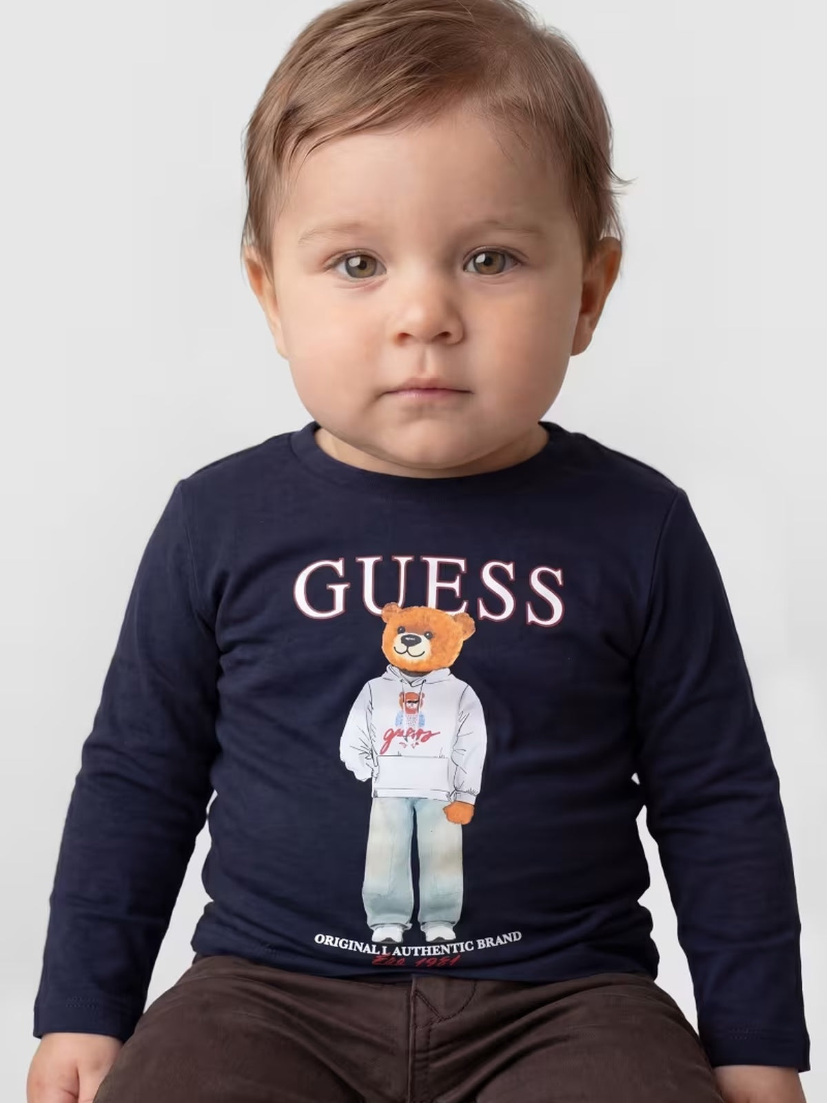 N6YI06K3794/G7V2 GUESS