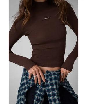 GUESS GJ PATCH LS MOCK NECK RIB TOP