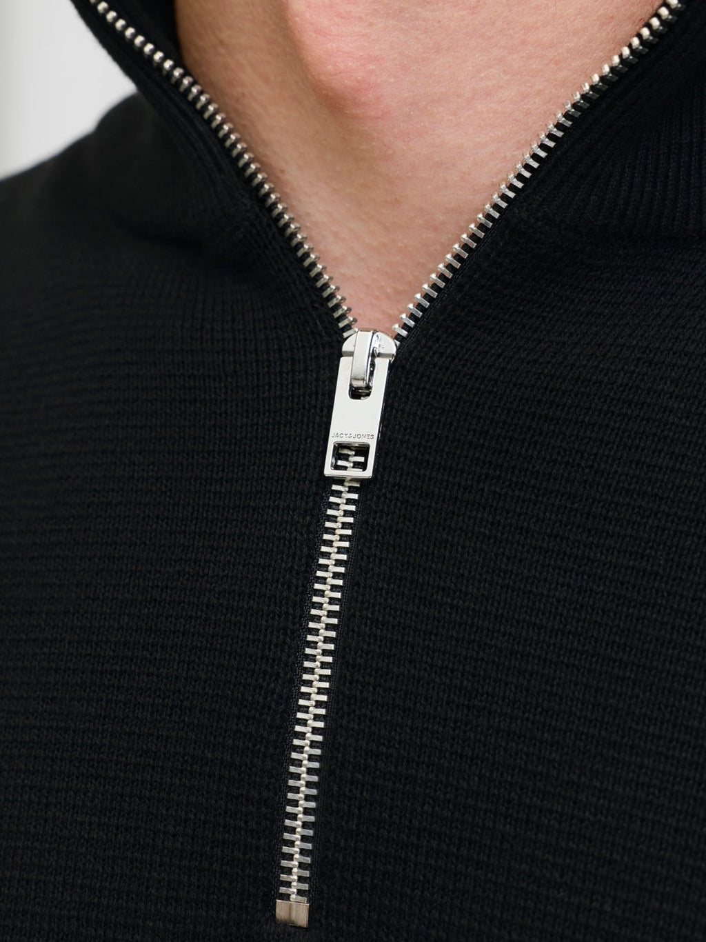 12259664/Black JACK AND JONES
