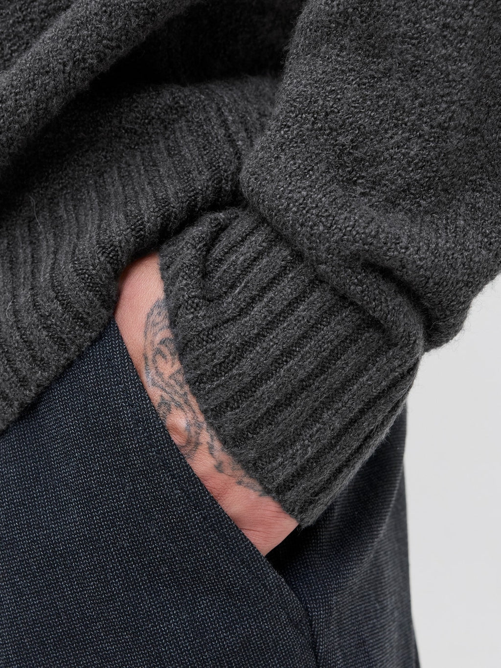 12278924/Asphalt JACK AND JONES