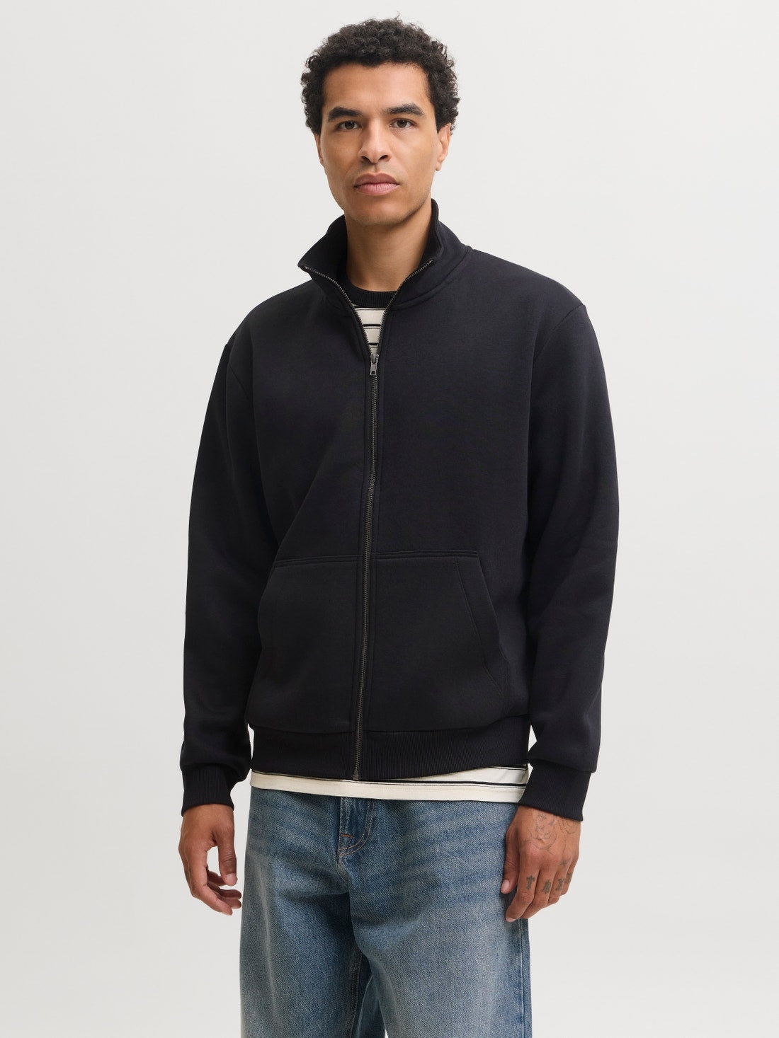 12298690/Black JACK AND JONES