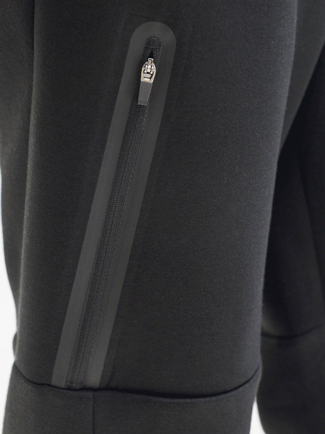 12302913/Black JACK AND JONES