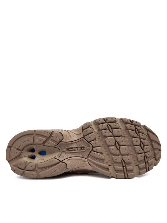 U740/2XX NEW BALANCE