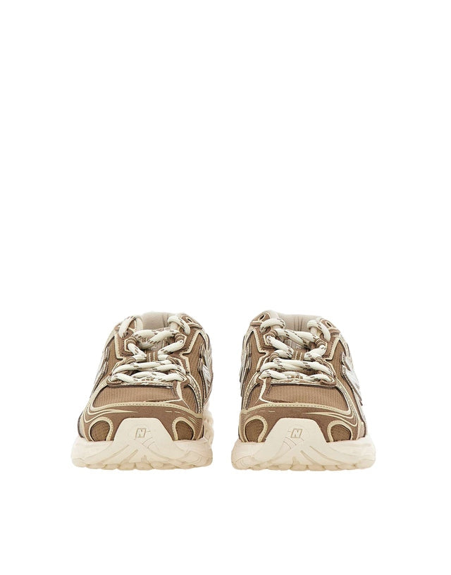 U740 