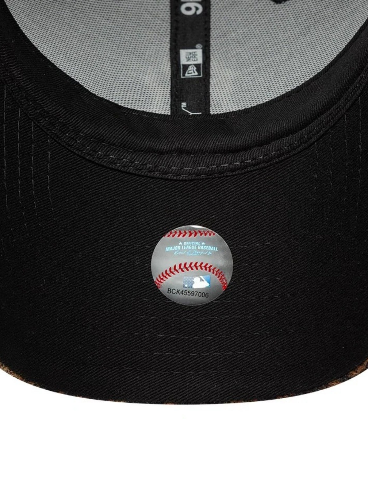 60915734/210 NEW ERA