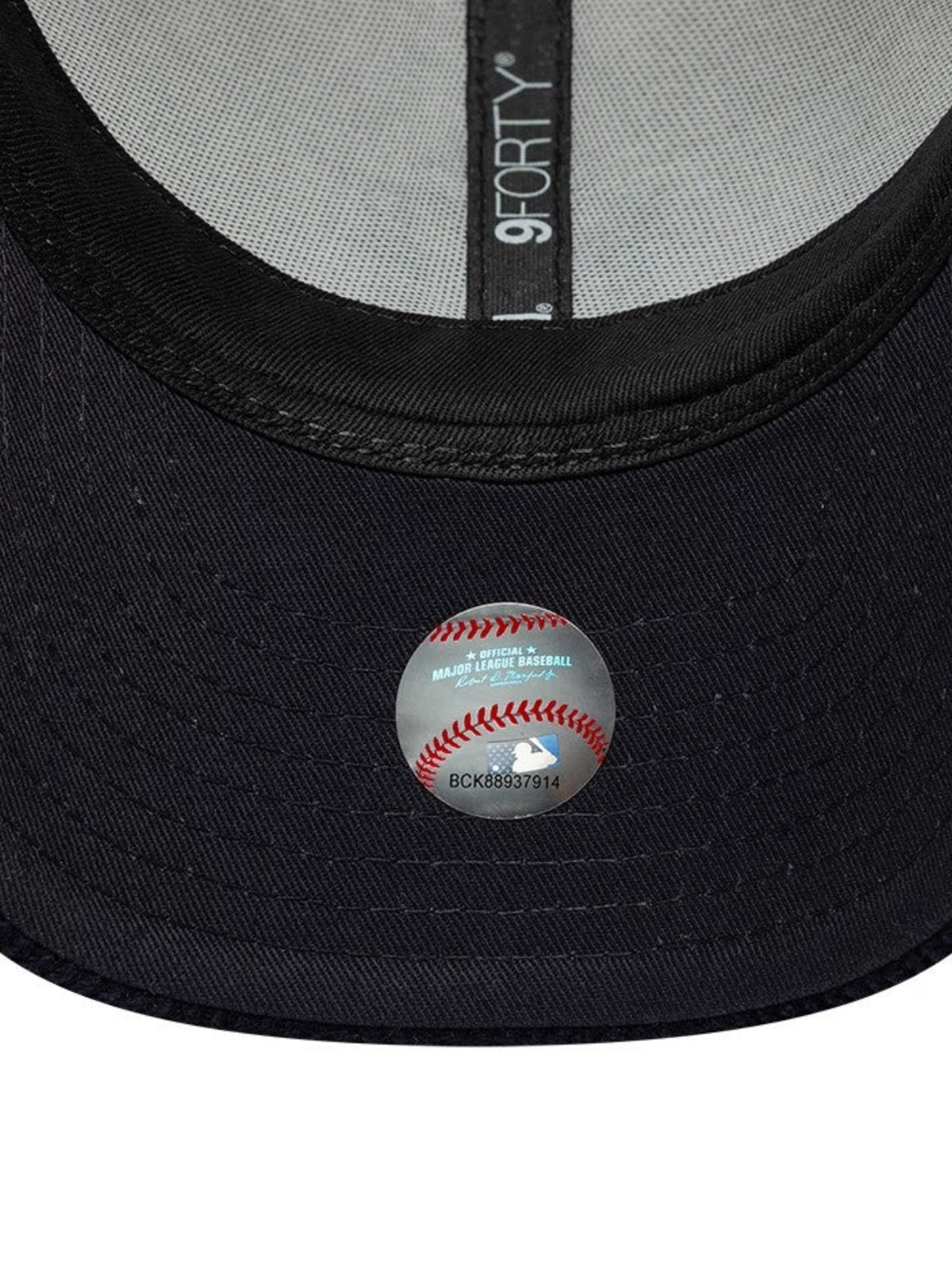 60915978/270 NEW ERA