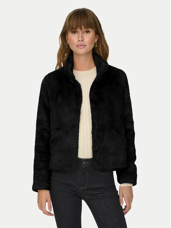 15295423/Black ONLY