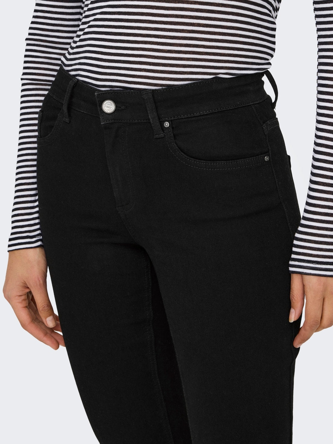15324908/Black Denim ONLY