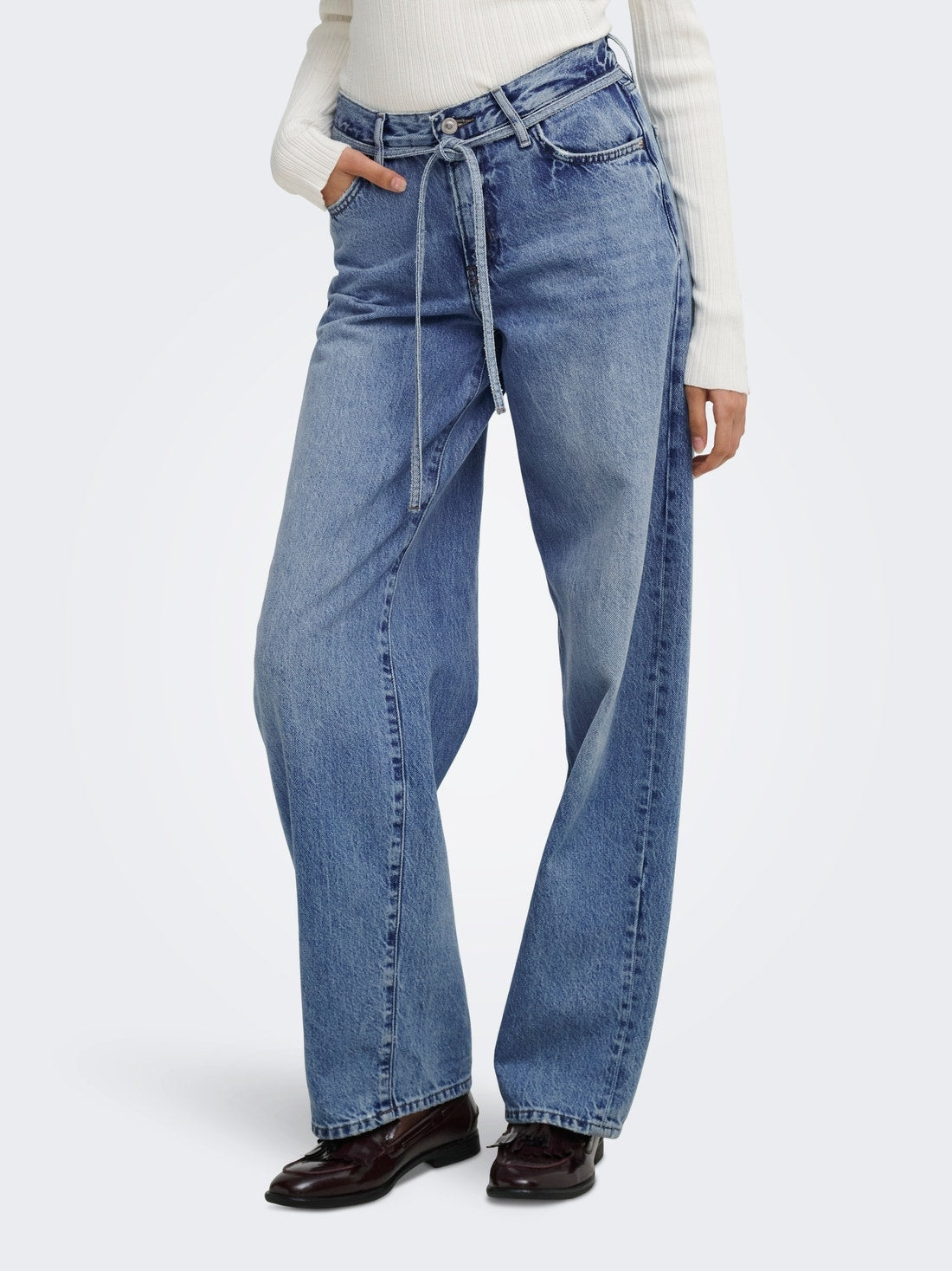 15325796/Medium Blue Denim ONLY