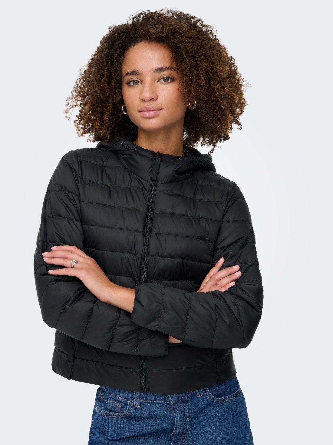 15352020/Black ONLY