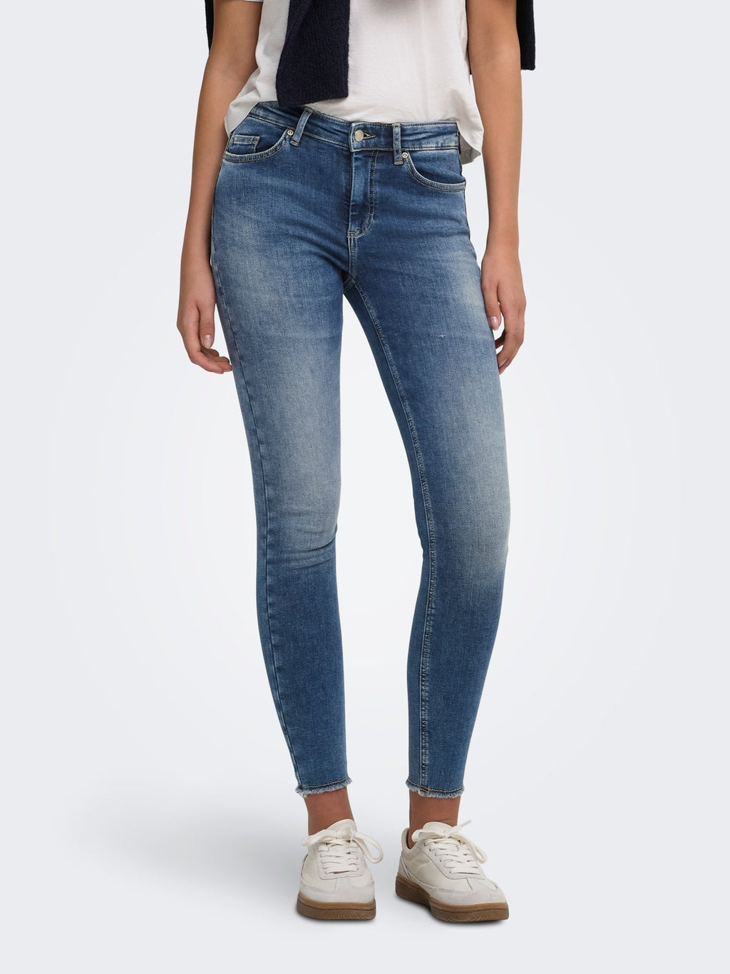15376150/Dark Blue Denim ONLY