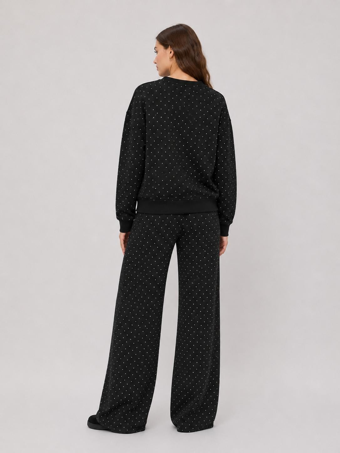 15380681/Black ONLY