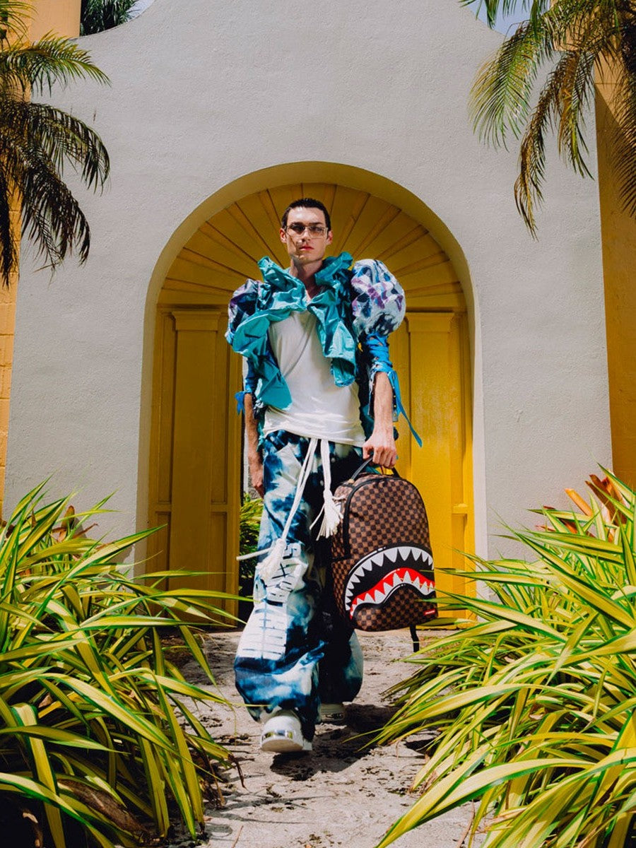 SHARKS IN PARIS WTF BUBBLE<BR/>BROWN CHECK BACKPACK 