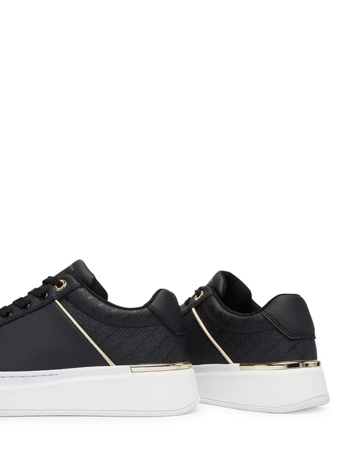 SNEAKER BASSA ALLACCIATA 