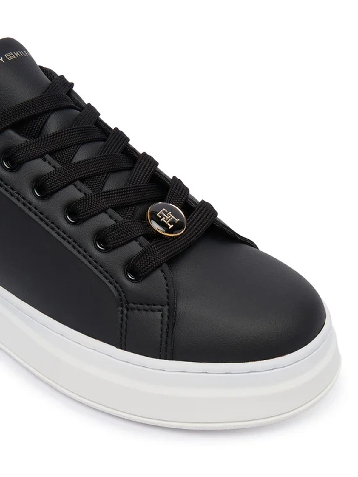 SNEAKER BASSA ALLACCIATA 