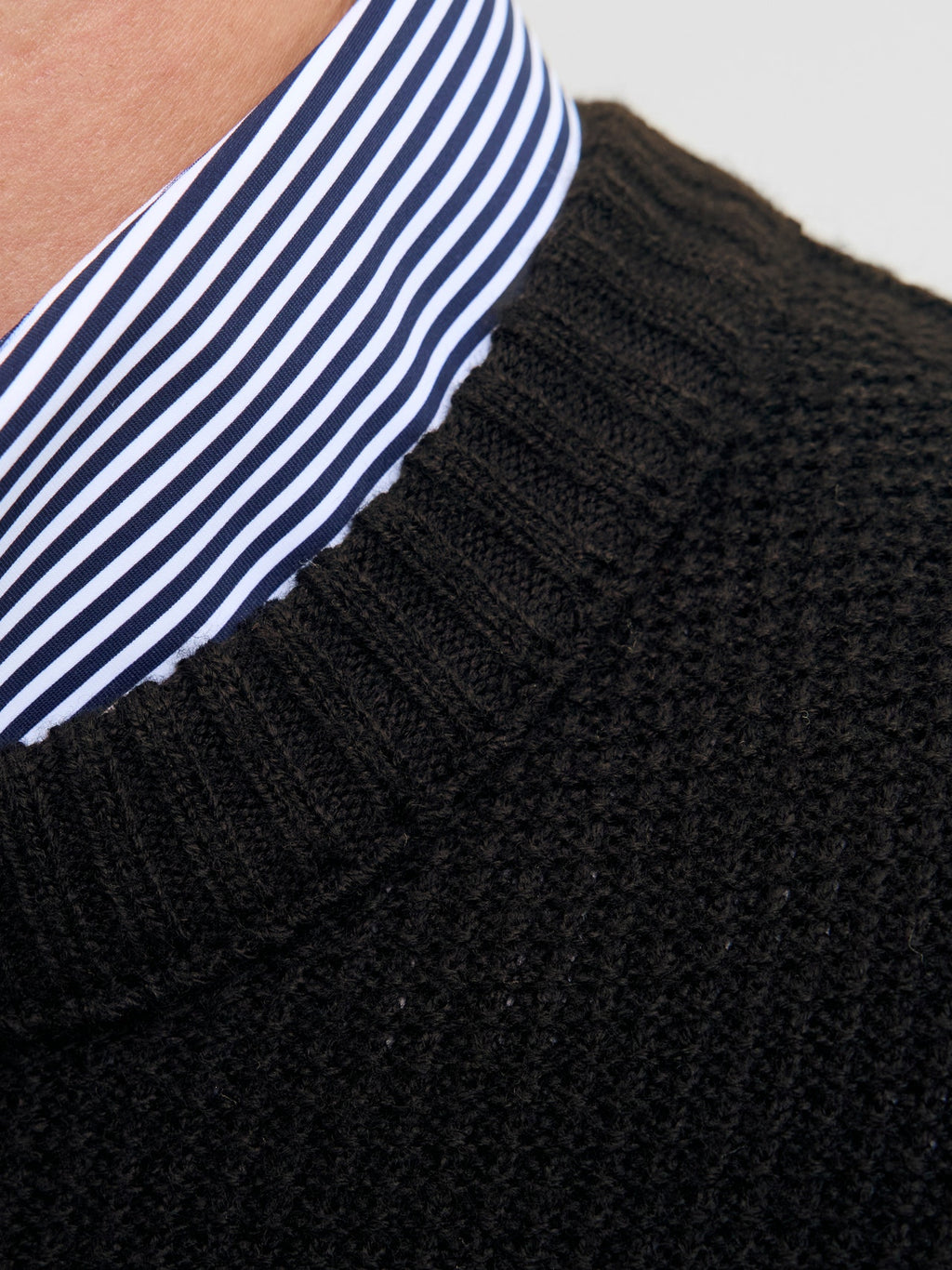 JJROY KNIT CREW NECK AW25 