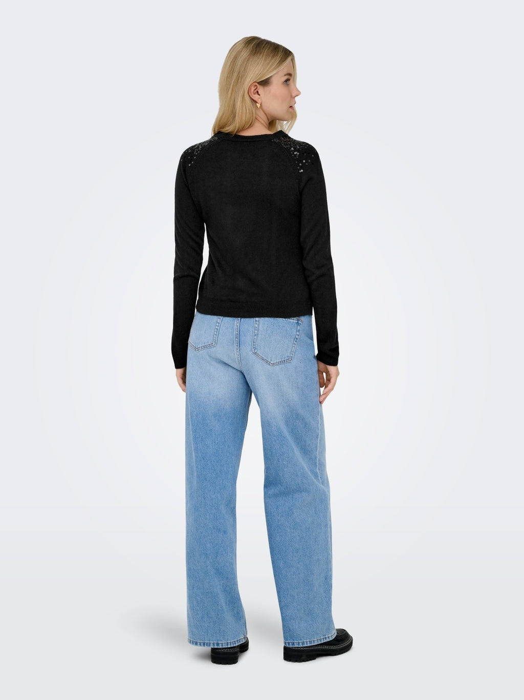 ONLSTARRY LS SEQUIN O-NECK KNT 